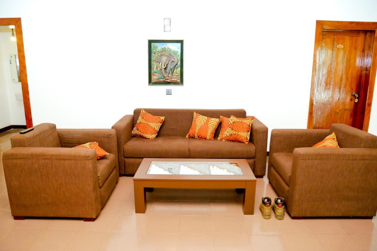 Seven Rich Villa Anuradhapura Exterior foto